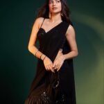 Anjini Dhawan Instagram – Diwali timeee 🪔 ✨

Shot by 📸 @dieppj