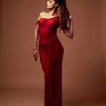 Anjini Dhawan Instagram - She red the signs 🤪🚩 📸 @dieppj 💄@mua_aanisah 👗Outfit from @deme_love_