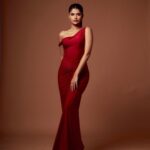 Anjini Dhawan Instagram - She red the signs 🤪🚩 📸 @dieppj 💄@mua_aanisah 👗Outfit from @deme_love_
