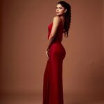 Anjini Dhawan Instagram – She red the signs 🤪🚩

📸 @dieppj 
💄@mua_aanisah
👗Outfit from @deme_love_