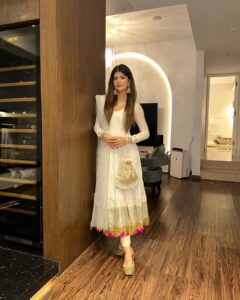 Anjini Dhawan Instagram - ✨🤍