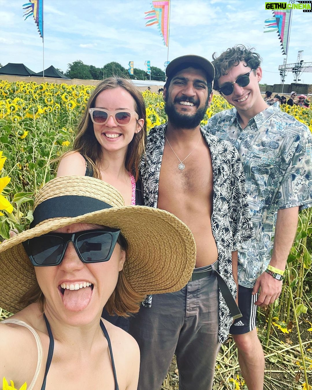 Anna Ador Instagram - @thesecretgardenparty 2022 i officially can go without a shower for 3 days and you won’t even notice 🤙🏼