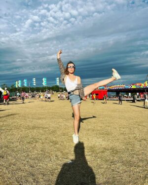 Anna Ador Instagram - @thesecretgardenparty 2022 
i officially can go without a shower for 3 days and you won’t even notice 🤙🏼