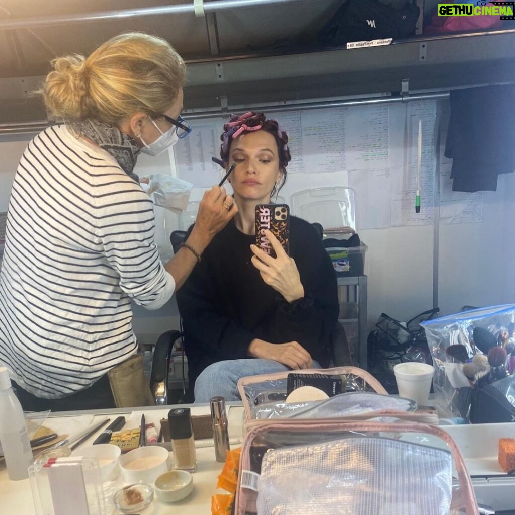 Anna Brewster Instagram - And that's a wrap. 4 and a half months of Love, laughing, singing, dancing, road trips, food and work..... and more laughing. I go back to England different, somehow healed from things I've been carrying for years. I am in love with every single person on this job, it's been a ride and I don't want to get off but all things come to and end. Thank you to @armandobo for trusting me with Faye- and taking a chance on the English girl from so far away, and @luci_lenox for your support ❤️ @albanojeronimooficial for making me laugh every single day, I am in awe of your talent @veroschliemann for being my sister and teaching me so much. @daniela_thomas_ to end this project with you is incredible you are just the most wonderful kick ass female, I love you. @alvarobrechner @danirez we did come fucking cool shit along the way also. @primevideolat @gaumont_ @saladounltd @pbelch @ccgabelaa WE DID IT! I am a happy girl 🧡 #elpresidente