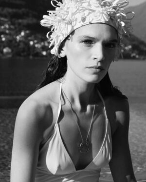 Anna Brewster Instagram - Como a couple years back for @timesluxx with @lea.nielsen.photography  @pruewhite One of my faves. Como 🌗