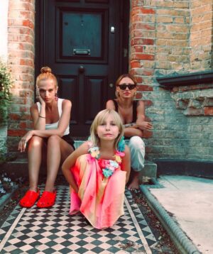 Anna Brewster Instagram - 💕Lockdown with these 2 Beauties💕