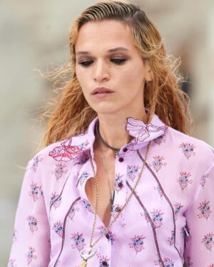 Anna Brewster Instagram - 💜 @chloe 💜  Thank you @nramsaylevi for asking me to walk in your show, such a dream.