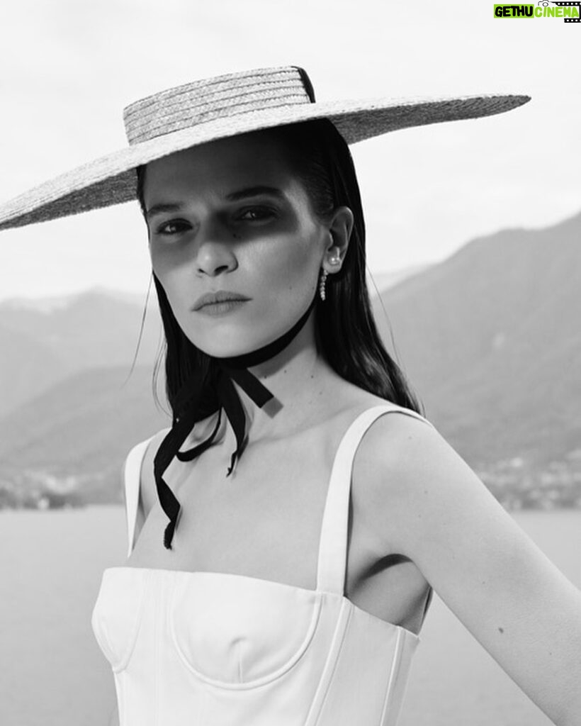 Anna Brewster Instagram - Como a couple years back for @timesluxx with @lea.nielsen.photography @pruewhite One of my faves. Como 🌗