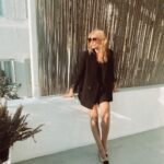 Anna Brewster Instagram - 6 Days in Paradise does wonders 🇬🇷 Ostraco suites