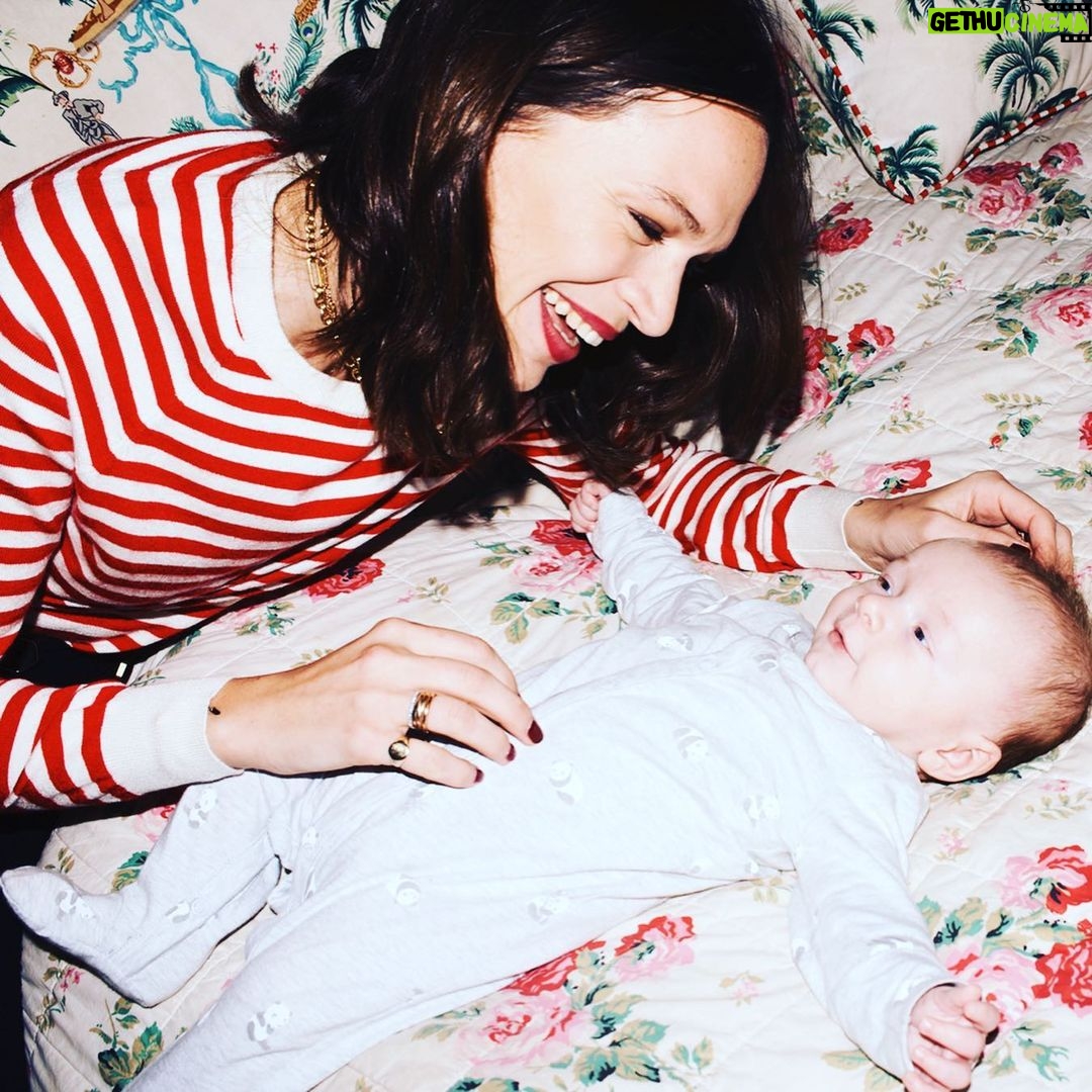 Anna Brewster Instagram - My favourite little dumpling @bebe_iggy 💕 @bybellazine @madeleinethompsoncashmere
