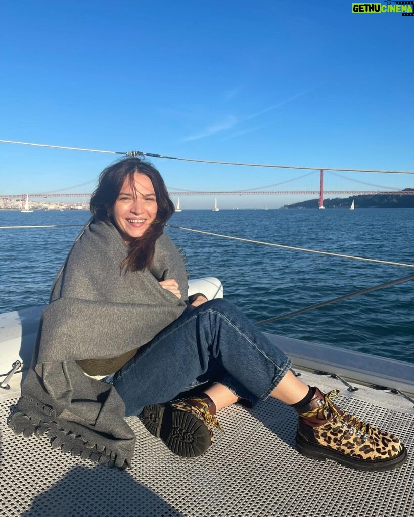 Anna Brewster Instagram - 10/10 😊🎄Lisbon - "I think I've experienced euphoria" Lisbon, Portugal