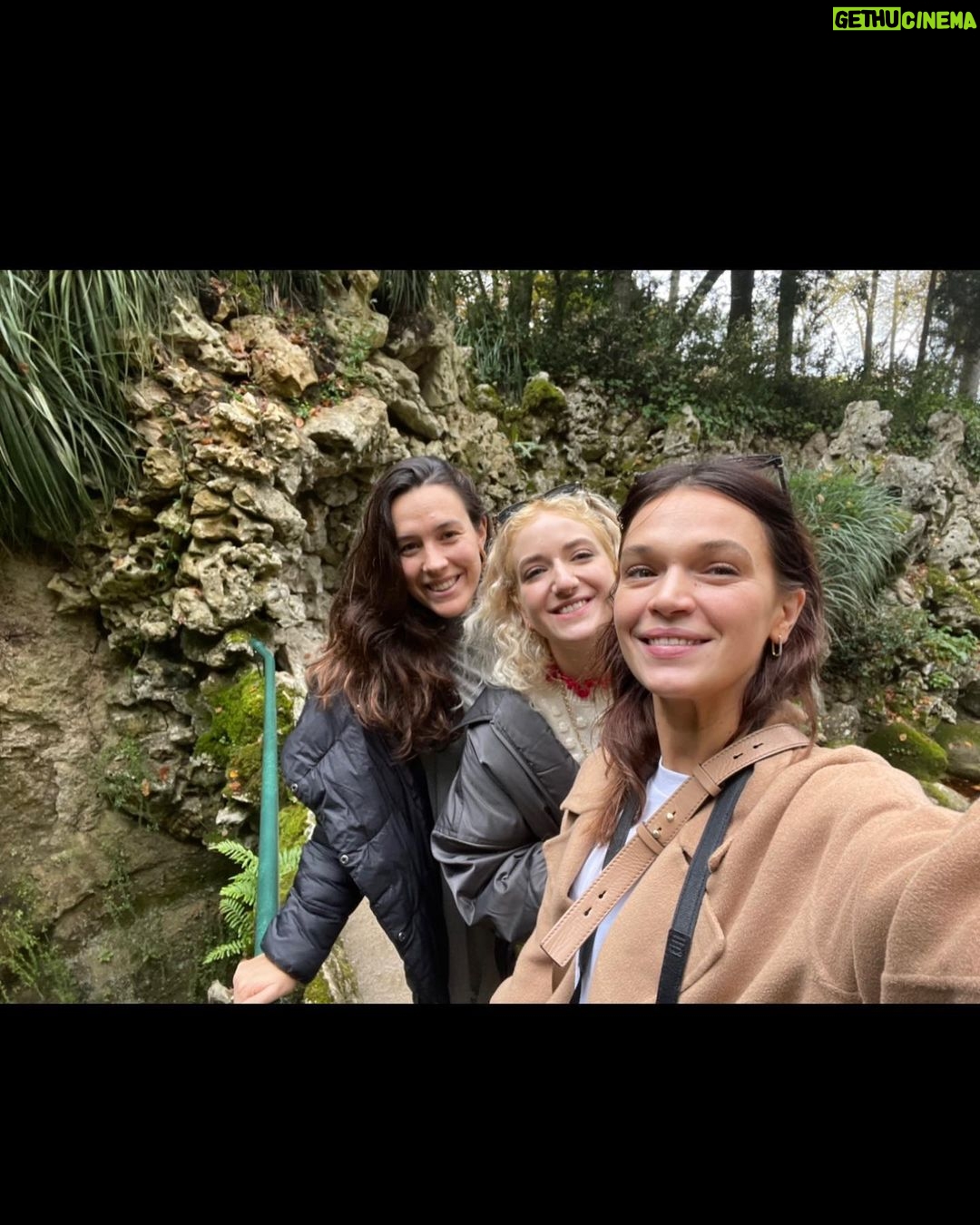 Anna Brewster Instagram - 10/10 😊🎄Lisbon - "I think I've experienced euphoria" Lisbon, Portugal