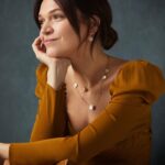 Anna Brewster Instagram - I’m drawn to @debeersofficial and their commitment to being more thoughtful in how we consume and to be kinder to our planet. It also reminds me to be kinder to myself and to others, and to indulge in activities that make me happy and content. #DeBeers #ADiamondIsForever #Ad