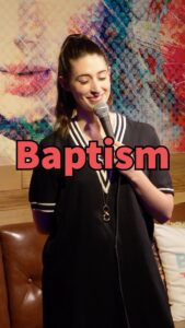Anna Cain Bianco Instagram - @bostoncomedyclub had killer crowds all weekend! #comedy #religion #catholic Article 24