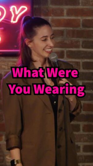 Anna Cain Bianco Instagram - Men love a gal in skull candy 

#standupcomedy #comedian