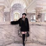 Anna Kay Instagram - 🔌💡 Victoria and Albert Museum, South Kengsinton, London