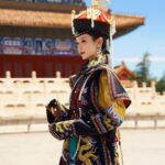 Anna Kay Instagram – 龍袍？#蟒袍 #皇后 #queen