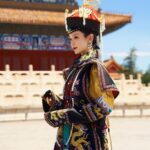 Anna Kay Instagram - 龍袍？#蟒袍 #皇后 #queen