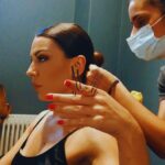 Anna Menenakou Instagram - Team Work Makes The Dream Work @chatzikonstanti.gr #preperation #behindthescenes #lovemyjob #actress #actresslife @asemasremama_alphatv @alphatv @tanweer_productions #love #onlylove #onlyloveforanna #picby @lydiagiann