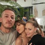 Anna Menenakou Instagram - 𝐃𝐞𝐚𝐫 𝐝𝐢𝐚𝐫𝐲... 𝐌𝐲 𝐥𝐨𝐯𝐞𝐥𝐲 𝐟𝐫𝐢𝐞𝐧𝐝𝐬... @dimakispan @melina_vampoula #𝐰𝐫𝐚𝐩𝐩𝐚𝐫𝐭𝐲 #𝟏𝟕𝐤𝐥𝐨𝐬𝐭𝐞𝐬 Minu