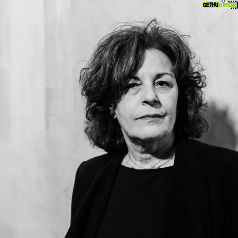 Anna Menenakou - 1.6K Likes - «Δεν αντέχεται η απώλεια, δεν υπάρχει κάτι χειρότερο, δεν μπορείς να το διανοηθείς, νεκρώνεις, δε ζεις, απλά αναπνέεις.. Εσείς θεωρείτε ότι εγώ κάνω κάτι πολύ δυνατό. Εγώ κάνω ό,τι μπορώ να κάνω και για τον Παύλο και για όλα τα παιδιά εκεί έξω που θέλουν να είναι ελεύθερα. Για την ελευθερία που ο Παύλος τόσο αγαπούσε. Ο Παύλος είχε ένα φως, έλαμπε! Ελπίζω τα παιδιά εκεί έξω να πάρουν λίγο από το φως του.. Εγώ τον Παύλο μου δεν θα τον φέρω πίσω, εγώ παλεύω να καταδικαστούν οι δολοφόνοι και με αυτό τον τρόπο να σωθούν άλλα παιδιά... Να σωθούν αθώα παιδιά!»
ΜΑΝΑ 🙏🙏🙏