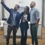 Anna Menenakou Instagram - Την Παρασκευή βρεθήκαμε στην υπέροχη και τεράστια έκθεση βιβλίου στο Πεδίον του Άρεως, για να παρουσιάσουμε το καινούργιο βιβλίο του @dimakispan . Προλόγισε και συντόνισε την βραδιά ο @stavros_papanto και εγώ είχα τη χαρά να διαβάσω αποσπάσματα από Το Ποτάμι Των Χιλίων Τυφλών που κυκλοφορεί από τις εκδόσεις @dioptrabooks . Καλοτάξιδο το βιβλίο σου Γεράκι μου! #newstart #newbook #lovebooks #topotamiton1000tyflon Εκθεση Βιβλιου Πεδίον Του Αρεως