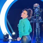 Anna Menenakou Instagram - Καλό και δημιουργικό μήνα!!! Μετράμε αντίστροφα για τις γιορτές και για το νέο έτος! Εύχομαι μόνο χαμόγελα!!! #cheerup #daysuntilchristmas #december #love #onlylove #onlyloveforanna #click📷 @giannistsianakas