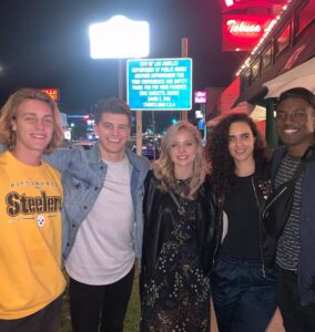 Annalisa Cochrane Instagram - !!!!HOW IS THIS REAL LIFE!!!!!!!Beyond thankful, can’t wait to go back to Bayview with these folks.