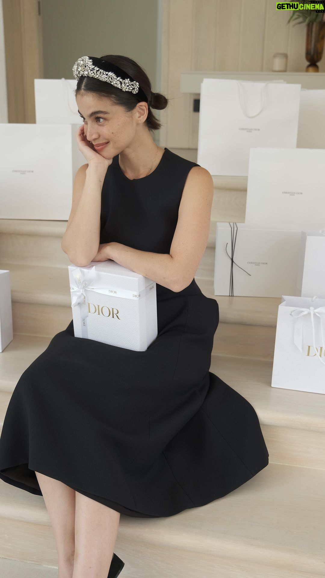 Anne Curtis Instagram - J’adore @diorbeauty ✨ Feels like Christmas already! #diorbeauty