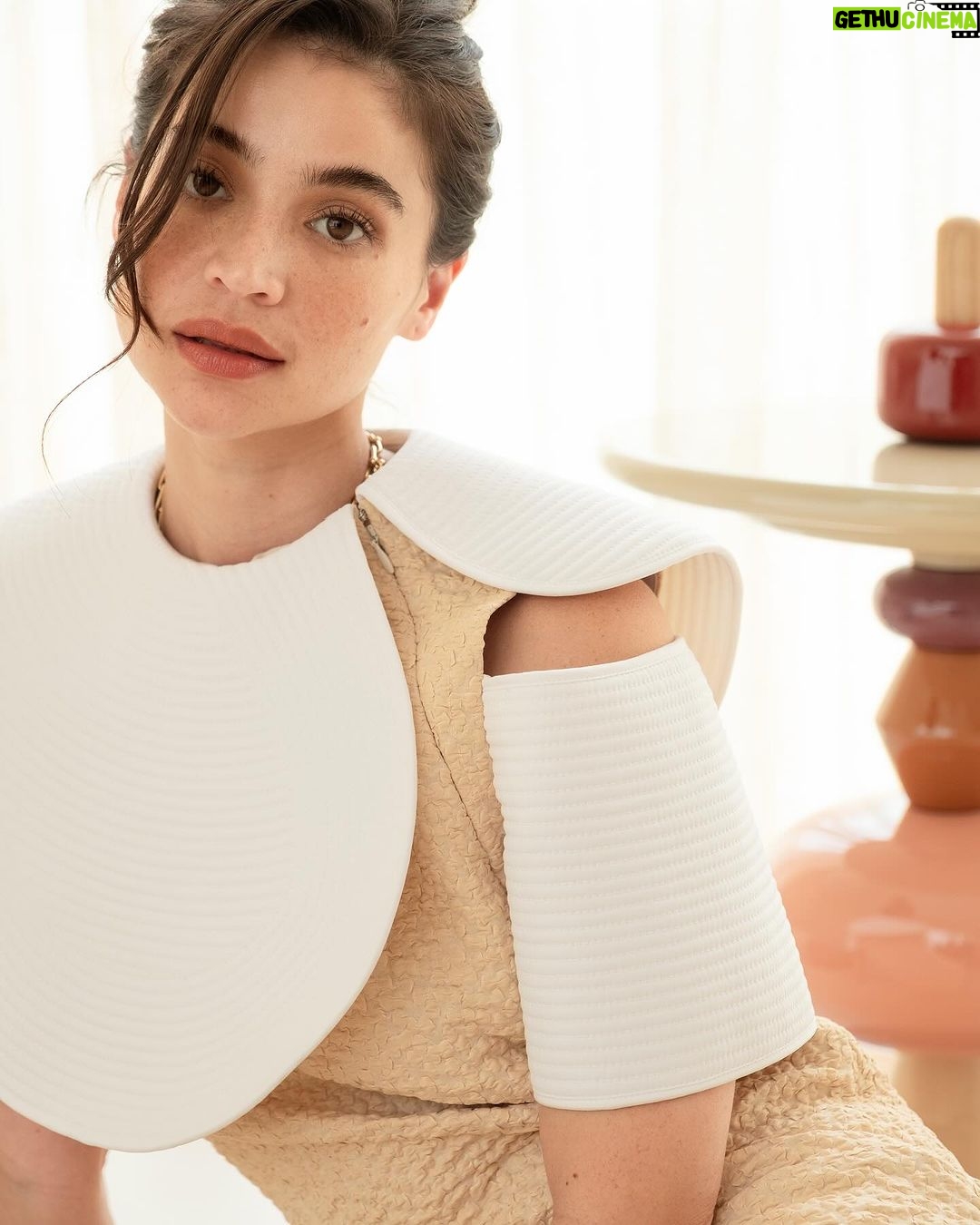 Anne Curtis Instagram - In my beige phase 🍦 @louisvuitton #louisvuitton