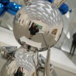Anne Curtis Instagram - @jeffkoons @thebroadmuseum 💙🦋 Los Angeles, California