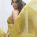 Anne Curtis Instagram - Too good to be ‘chartreuse’ moment in @michaelleyva_ 🧚💚