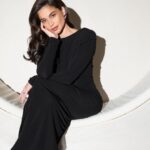 Anne Curtis Instagram - In my lucky colours 🖤❤️ had a lovely evening with my rare 🦄 at the @tatlerphilippines ball which was for the benefit of Project Inclusion. Thank you so much for having me @victoria_belo @antonsd @irenemfrancisco @isabelvmf ✨congratulations 💖