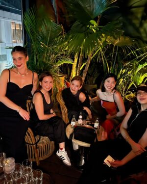 Anne Curtis Instagram - Made the most of this time and let loose with the showtime fam. Did nothing but eat 🍚, drink 🍸 🍷 chika, playtime, dance, and lots and lots of laughing. Love you guys! Almost time to celebrate 14 YEARS with our Madlang Peeps naman! See you guys soon! ✨🌹