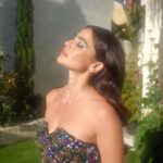 Anne Curtis Instagram - Bejeweled ✨💎 Birthday weekend was so special. This is just a sneak peek. More fun vids from concert to come. Pasensya sa voice ko. Wa-poise when she was so close. 😂 Thank you @michaelleyva_ for this beautiful dress, @nigelstanislaus for making me sparkle and @maisonvalentino for the most perfect bag for the evening ✨ #MelbourneTSTheErasTour Melbourne, Victoria, Australia