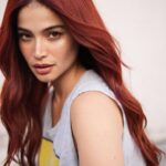 Anne Curtis Instagram - Capsicum energy 💋 Also kinda cool that I’ve been wearing this top for about 10 years now ➡️ to see a whole diff era and boodeh 😋