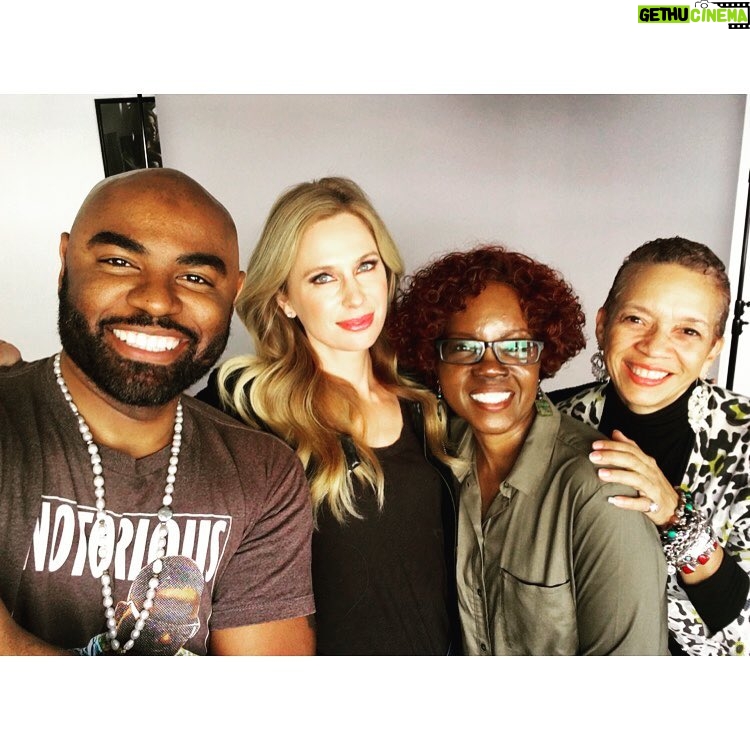 Anne Dudek Instagram - The team today @dimitryl @tgatiffanystylist @missvalnoble thank you!!!