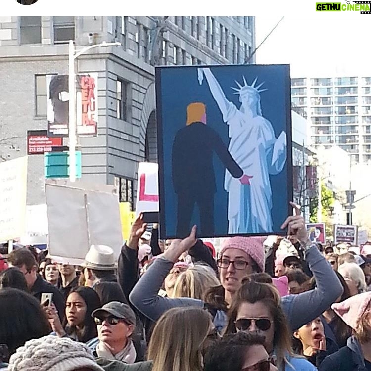 Anne Dudek Instagram - Yes. #repost @thereallancereddick @womensmarchla