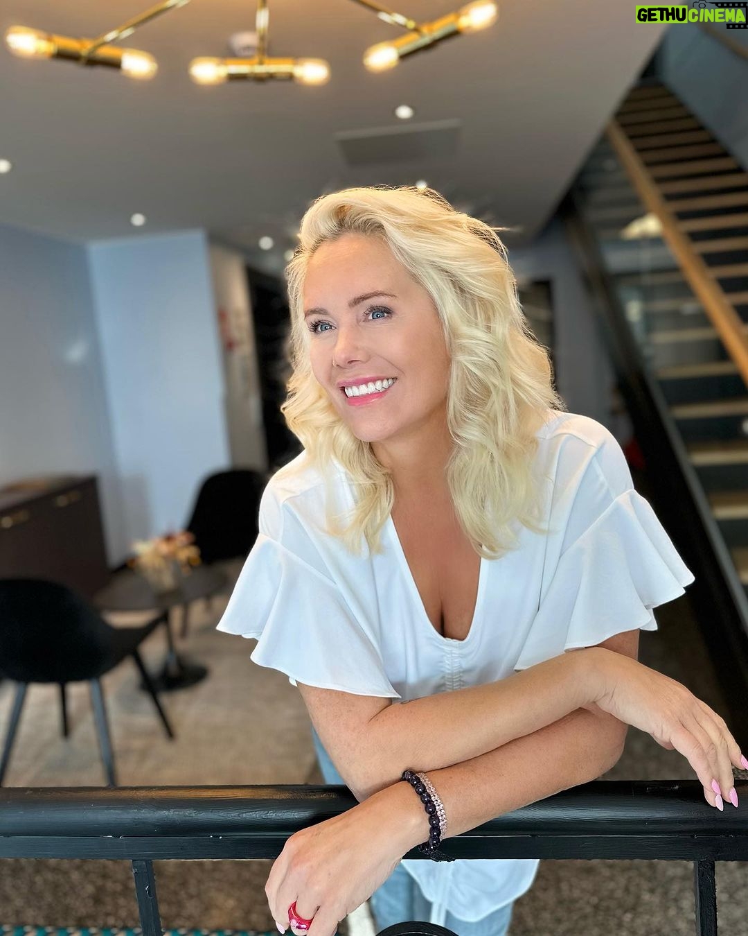 Anne Kukkohovi - 1.6K Likes - PƤivƤn pieni āļøāļøāļø ilmiƶ š
@kotihotel @bobwco