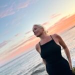 Anne Kukkohovi Instagram - Wanna stay in this bubble 🌅 Nicholas Canyon County Beach