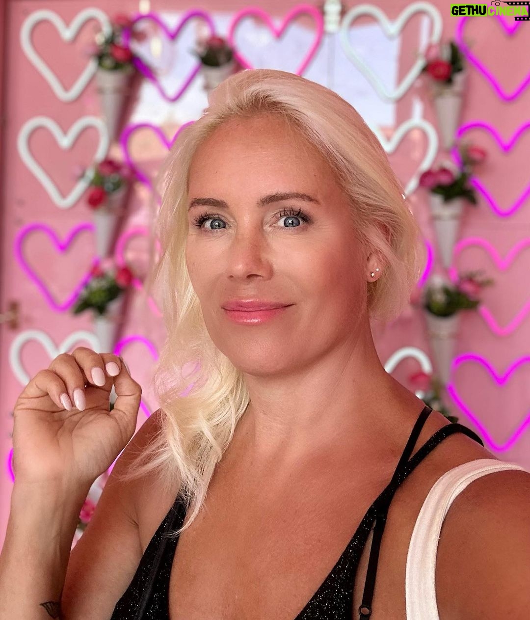 Anne Kukkohovi - 1.6K Likes - Barbienergioissa š©·š©·š©·