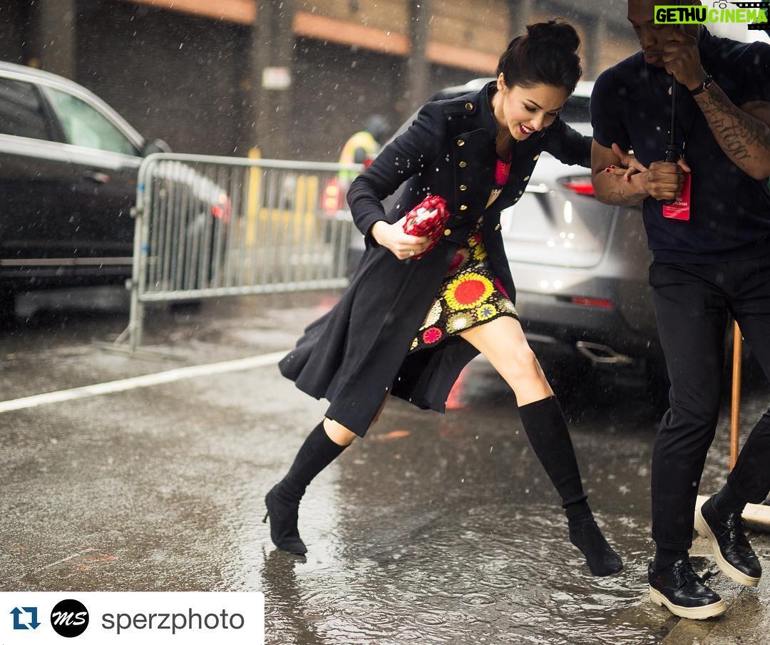 Annet Mahendru Instagram - chivalry live #aliceandolivia #nyfw