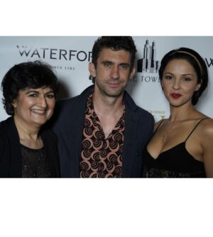 Annet Mahendru Instagram - Beautiful evening @nymovesmagazine honoring Power Women with my partner @louieggibson 🪩