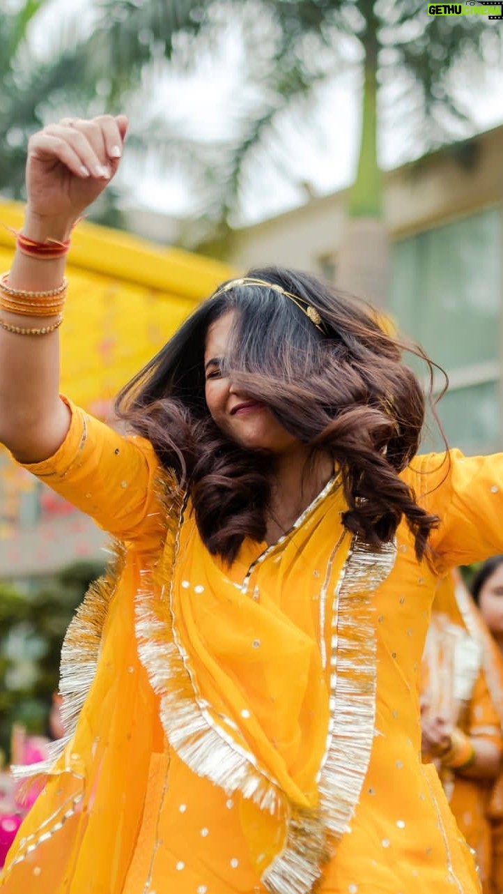 Anshul Chauhan - 22K Likes - Our not-so shy bride Anshul, in her purest form, breaking free and setting the wedding mood just right!
Makeup @nitutamang143
Planner @hardeeek
Music: @shashwatology
#wedmeplz #wedmegood #shaadiseason #shaadisaga #bridesofinstagram #bridesofindia #wedzo #weddingwireindia #shaadiwish #bridalinspiration #weddinginspiration #weddinginspo #indianweddinginspiration #indianweddingideas #reels #reelitfeelit #reelkarofeelkaro #rajputbride #rajputwedding