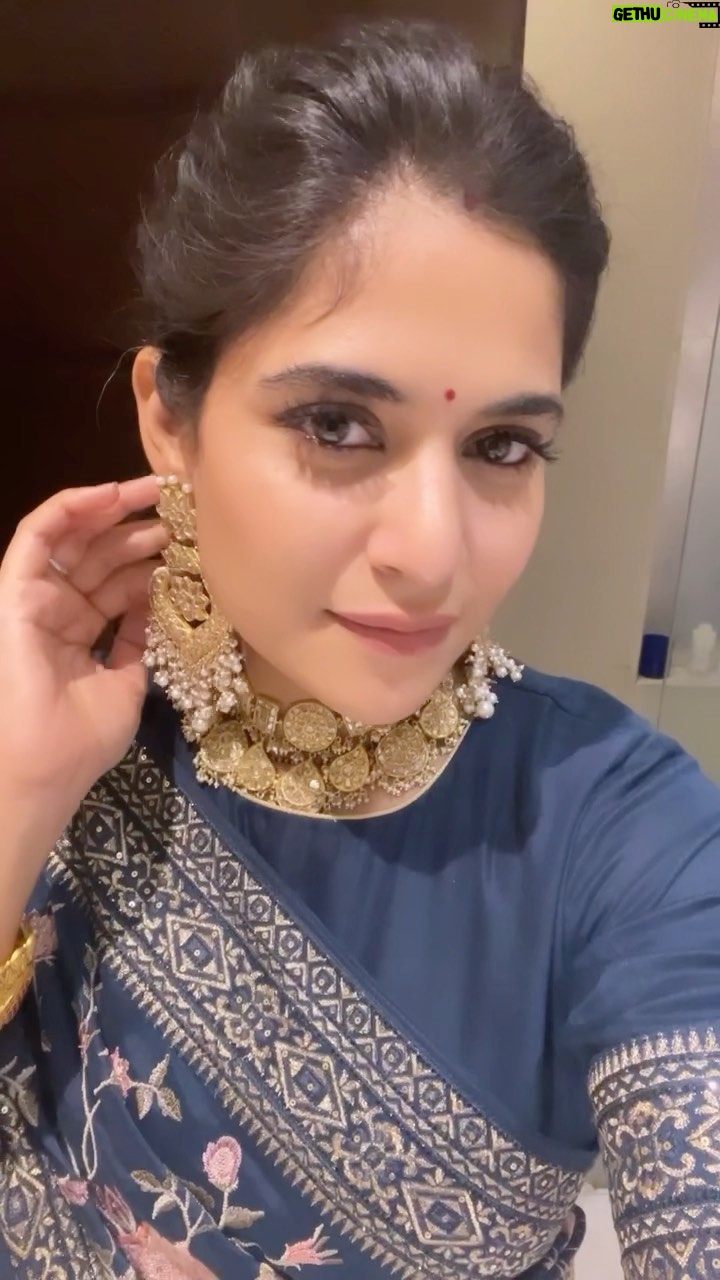 Anshul Chauhan - 20.3K Likes - I tried to make those ‘transition reels’ but.. 😂
Appreciation post for the amazing jewellery by @shriharidiagems.anirudh
