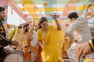 Anshul Chauhan Instagram - 🌻🌝🌼💛