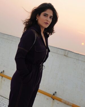 Anshul Chauhan Instagram - 🦹‍♀️🪄🔮

Outfit courtesy: @esseclothing 
MUA: @nikitashak 
Hair: @hairmovesartistry 
Clicked by: @adityamathur01 
Special thanks: @stylebyrobbs