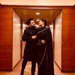 Anshul Chauhan Instagram - Us ♥️✊