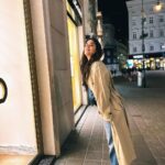 Anshul Chauhan Instagram – 🪟shopping 😌😋 Wien, Österreich