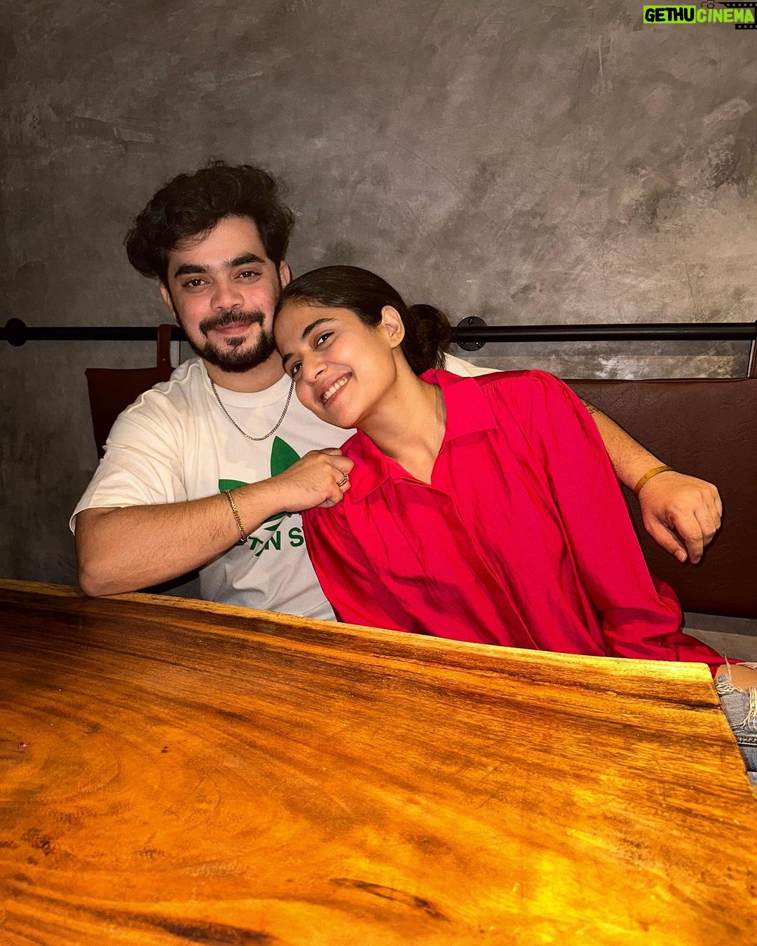 Anshul Chauhan Instagram - Bestest Weekend’s moments 🍭🥰♥️🫠 Mumbai, Maharashtra